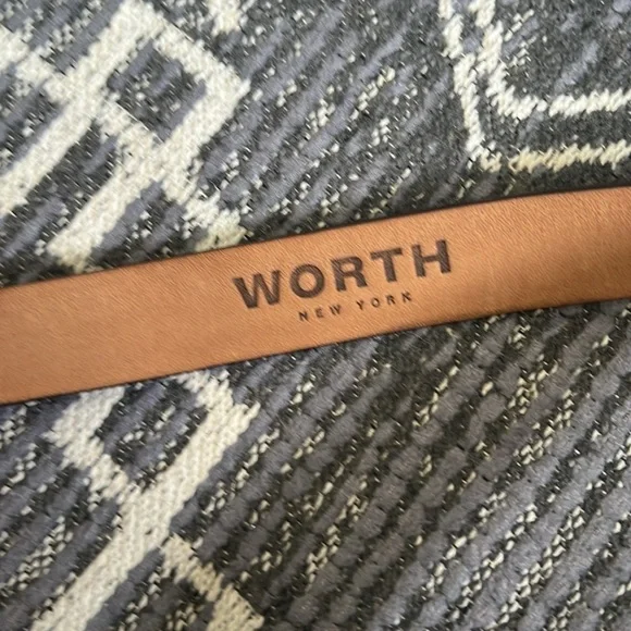 Worth New York Embossed Crocodile Genuine Leather Belt - Picture 2 of 4